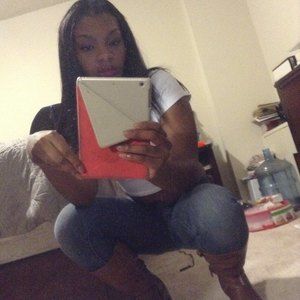 Meet your Posher, Nia'imani